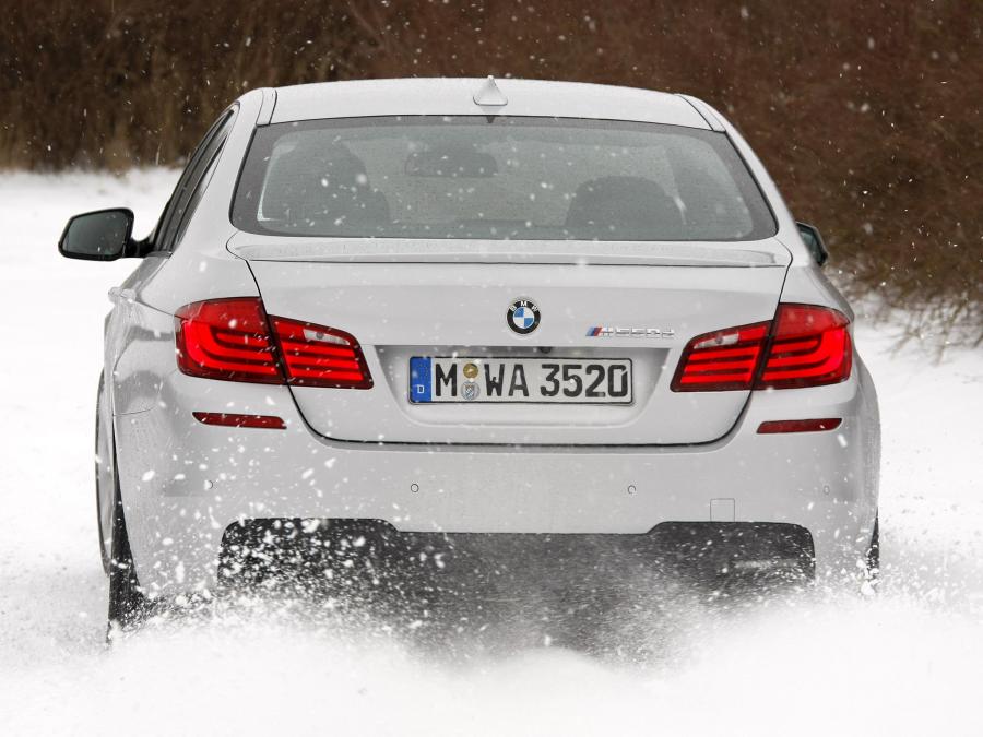  BMW M550d xDrive Sedan 2012 года  (фото 2 из 16)